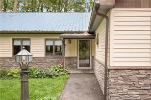 137 Wenatchee Ln, Indian Lake Boro, PA 15926 - Photo 4