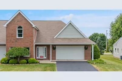 5 Manor Dr, Pine Township, PA 16127 - Photo 1