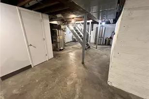 325 Outlook St, Pittsburgh, PA 15227 - Photo 24