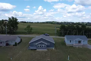 160 Brownfield Ln, South Union Township, PA 15401 - Photo 4
