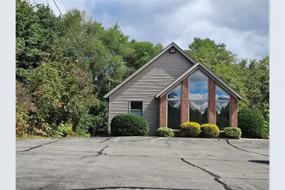 1637 N Main Street Ext, Center Township, PA 16001 - Photo 4