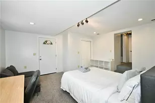 1938 Shamokin St, Pittsburgh, PA 15203 - Photo 18