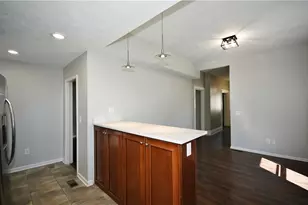 317 W Sycamore St, Pittsburgh, PA 15211 - Photo 8