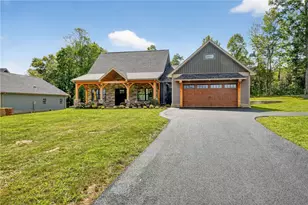 4842 Lucerne Rd, White Township, PA 15701 - Photo 2