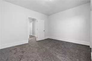 2313 Eccles St, Pittsburgh, PA 15210 - Photo 6