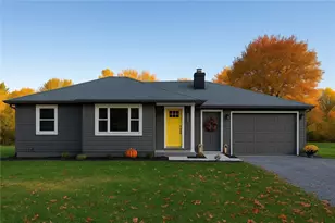 266 Dutch Ln, Hermitage, PA 16148 - Photo 1