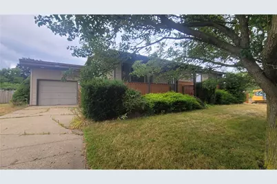 323 Olivia St, Beaver, PA 15009 - Photo 1