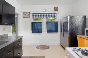 288 Bascom Ave, Ross Twp, PA 15214 - Photo 14