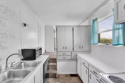 1505 Raymond Ave, Latrobe, PA 15650 - Photo 20