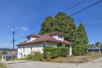 1505 Raymond Ave, Latrobe, PA 15650 - Photo 2