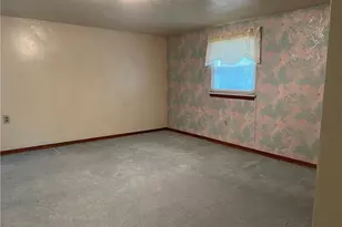 2918 Sebolt Rd, South Park, PA 15129 - Photo 14