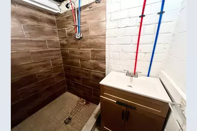 307 W Wabash Ave, New Castle, PA 16102 - Photo 20