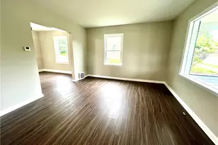 307 W Wabash Ave, New Castle, PA 16102 - Photo 6