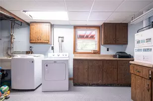 1072 Renton Rd, Pittsburgh, PA 15239 - Photo 30