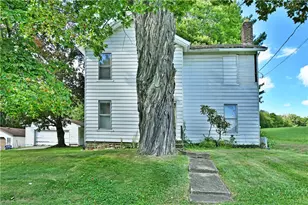 614 Spring St, Jamestown, PA 16134 - Photo 1