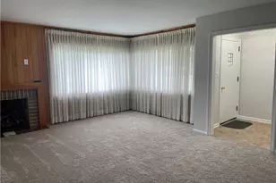 110 Ellis Ave, Hermitage, PA 16148 - Photo 6