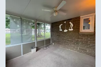 110 Ellis Ave, Hermitage, PA 16148 - Photo 26