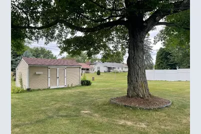 110 Ellis Ave, Hermitage, PA 16148 - Photo 34