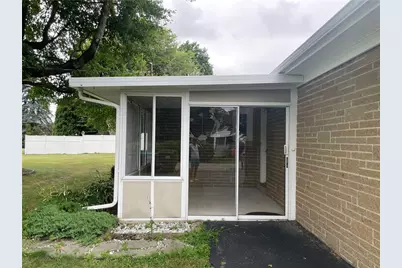 110 Ellis Ave, Hermitage, PA 16148 - Photo 24