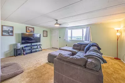 81 Mountain View St, North Union Township, PA 15401 - Photo 10