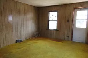 265 Taylor Ave, Washington, PA 15301 - Photo 4