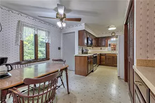 112 Friendship Ln, Hempfield Township, PA 15601 - Photo 12