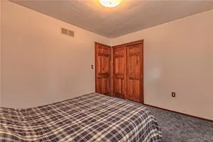 112 Friendship Ln, Hempfield Township, PA 15601 - Photo 18