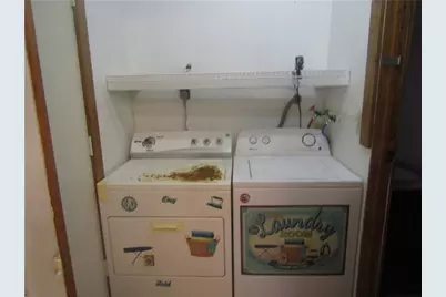 113 E Church Ave, Masontown, PA 15461 - Photo 6