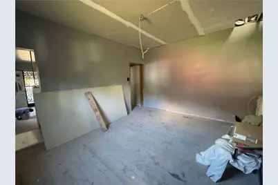 809 Middle St, North Braddock, PA 15104 - Photo 8