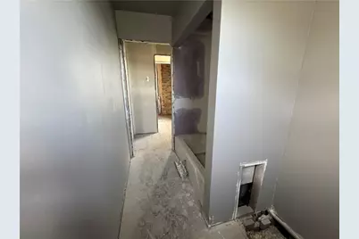 809 Middle St, North Braddock, PA 15104 - Photo 14