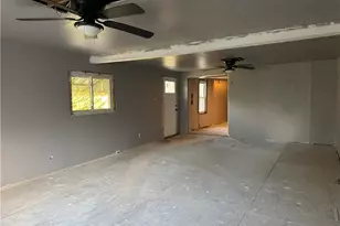 809 Middle St, North Braddock, PA 15104 - Photo 20