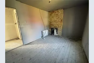 809 Middle St, North Braddock, PA 15104 - Photo 16