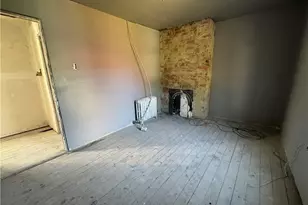 809 Middle St, North Braddock, PA 15104 - Photo 16