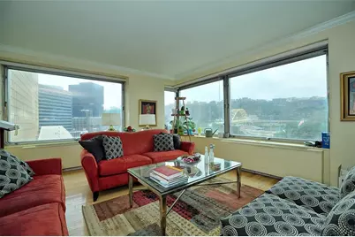 320 Fort Duquesne Blvd #7C, Downtown Pgh, PA 15222 - Photo 2