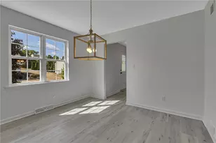 111 McCracken Dr, Center Township, PA 15061 - Photo 12