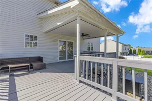 111 McCracken Dr, Center Township, PA 15061 - Photo 28