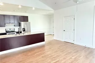 136 Rosemary Ln, Economy, PA 15005 - Photo 6