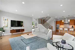 9810 Sumner Dr, Pittsburgh, PA 15101 - Photo 6