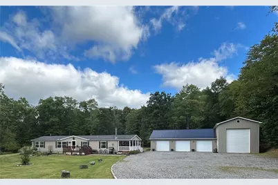 155 East Oak Grove Ln, Mercer Township, PA 16038 - Photo 1