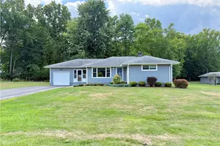 11 Manor Ave, Neshannock Township, PA 16105 - Photo 1