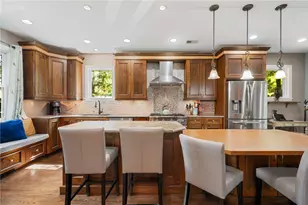 182 Inglewood Dr, Pittsburgh, PA 15228 - Photo 8