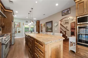 182 Inglewood Dr, Pittsburgh, PA 15228 - Photo 6