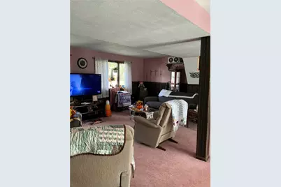 1652 Frew Mill Rd, Shenango Township, PA 16101 - Photo 4