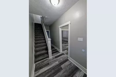 82 Harlem Avenue, McKees Rocks, PA 15136 - Photo 4