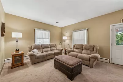 310 Bungalow Rd, Unity Township, PA 15670 - Photo 4