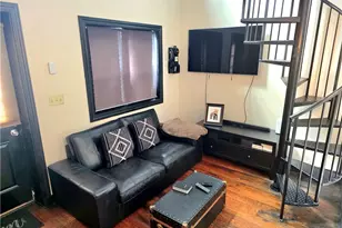 604 Middle St, Pittsburgh, PA 15212 - Photo 4