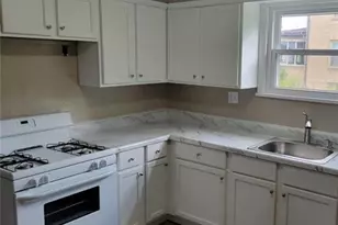 1211 Center Ave, Ellwood City, PA 16117 - Photo 8