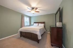 1829 Loretta Dr, Pittsburgh, PA 15235 - Photo 10