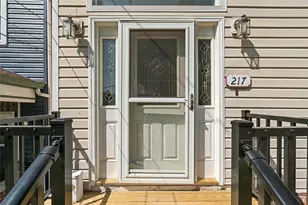 217 Pennsylvania Ave, Pittsburgh, PA 15202 - Photo 2