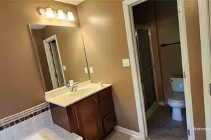 246 Overlook Ct, Robinson Twp, PA 15108 - Photo 18